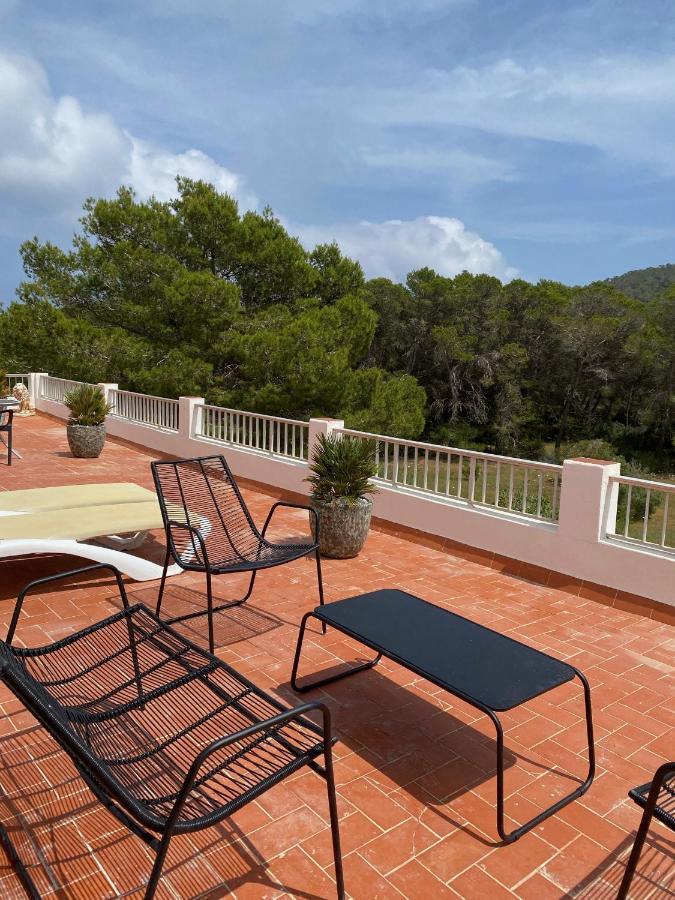 Hostal Restaurante Pou Des Lleo Sant Carles de Peralta ห้อง รูปภาพ