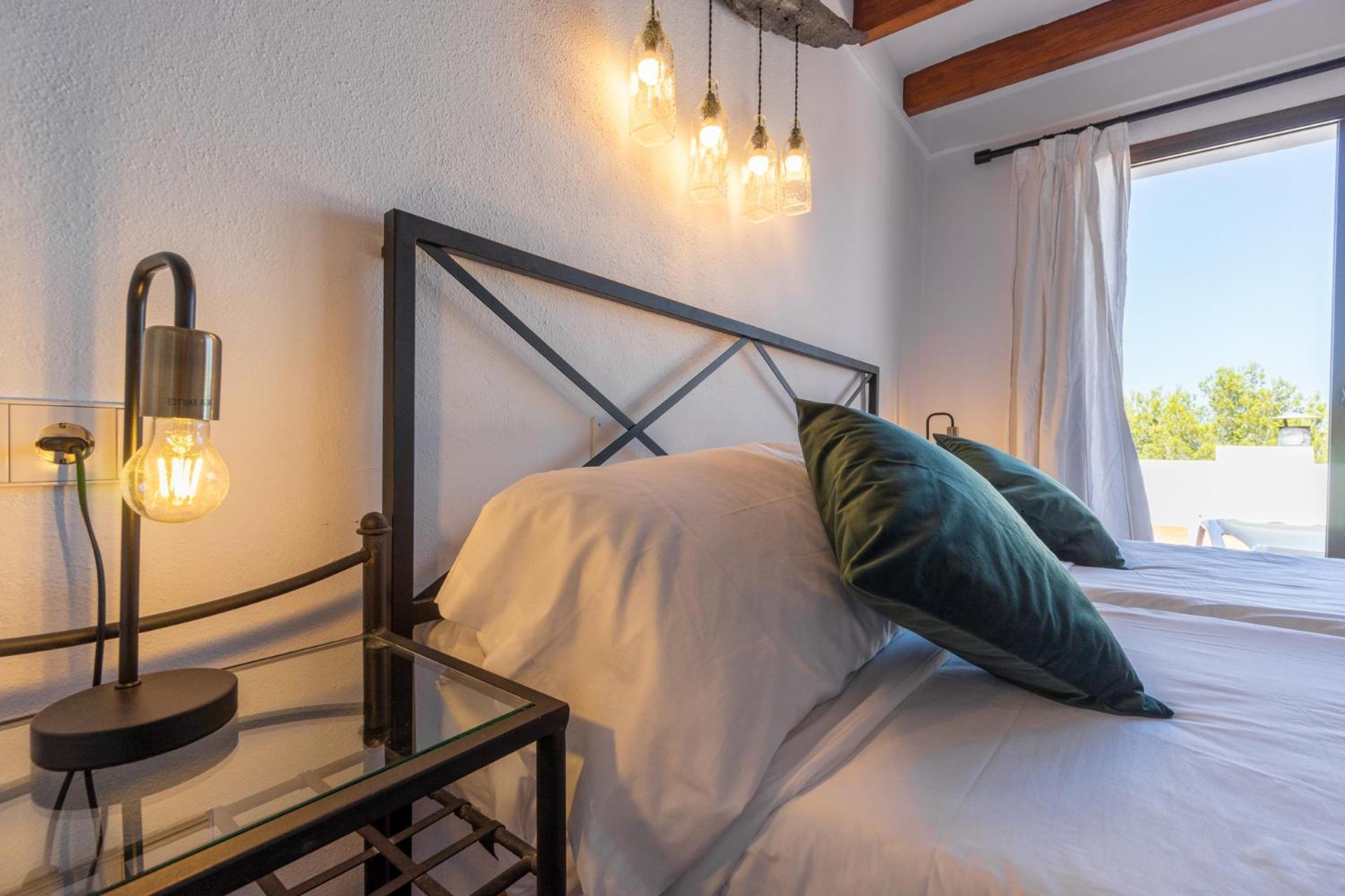 Hostal Restaurante Pou Des Lleo Sant Carles de Peralta ห้อง รูปภาพ